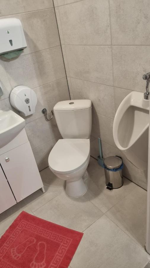Etna 3 Dom Z Parkingiem Rzeszow Morgowa Apartment ภายนอก รูปภาพ