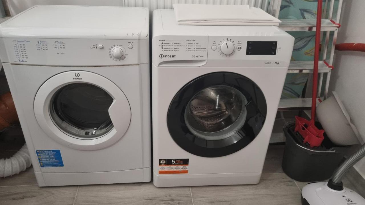 Etna 3 Dom Z Parkingiem Rzeszow Morgowa Apartment ภายนอก รูปภาพ